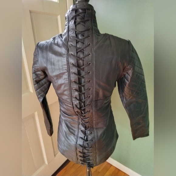 New Zayn 100% black leather sexy figure flattering crisscross lace back jacket - Picture 10 of 16